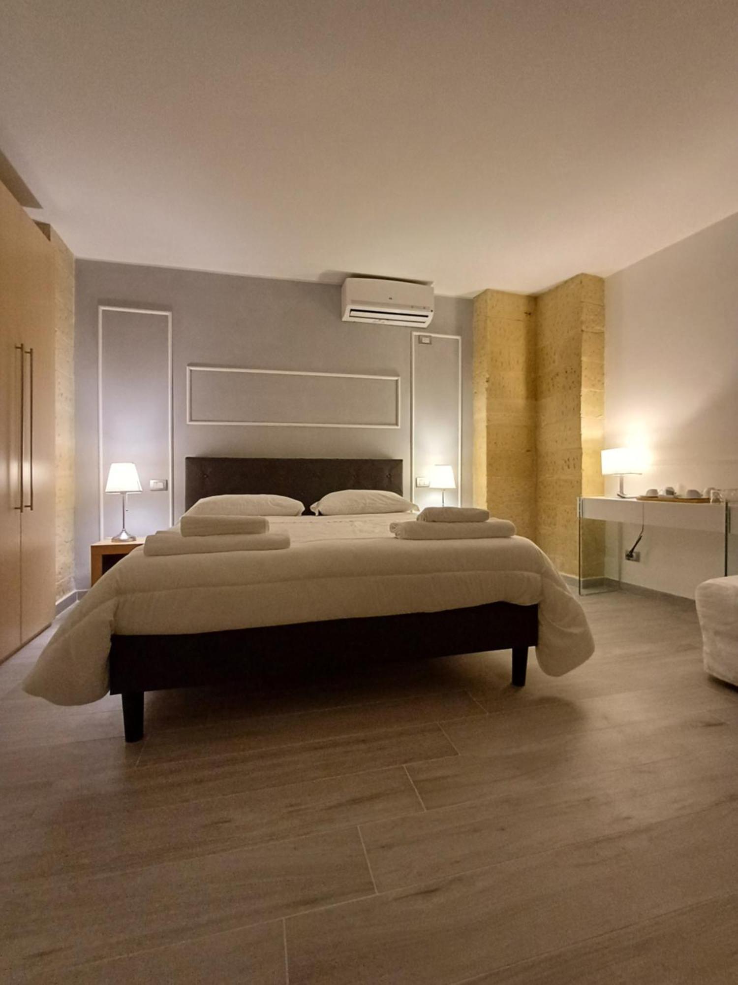 Bed & Breakfast Idomeneo 63 Lecce Exterior foto