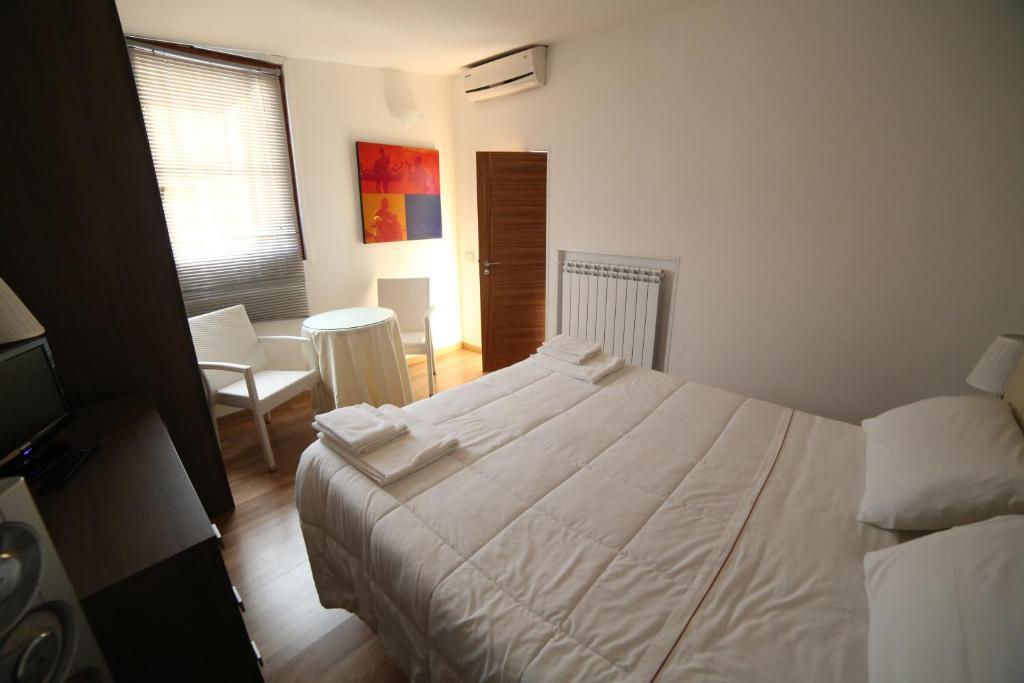 Bed & Breakfast Idomeneo 63 Lecce Exterior foto